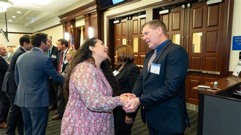 FTI Consulting Honored for Pro Bono Contributions to Friends of .